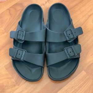 Birkenstock’s Arizona Eva black
